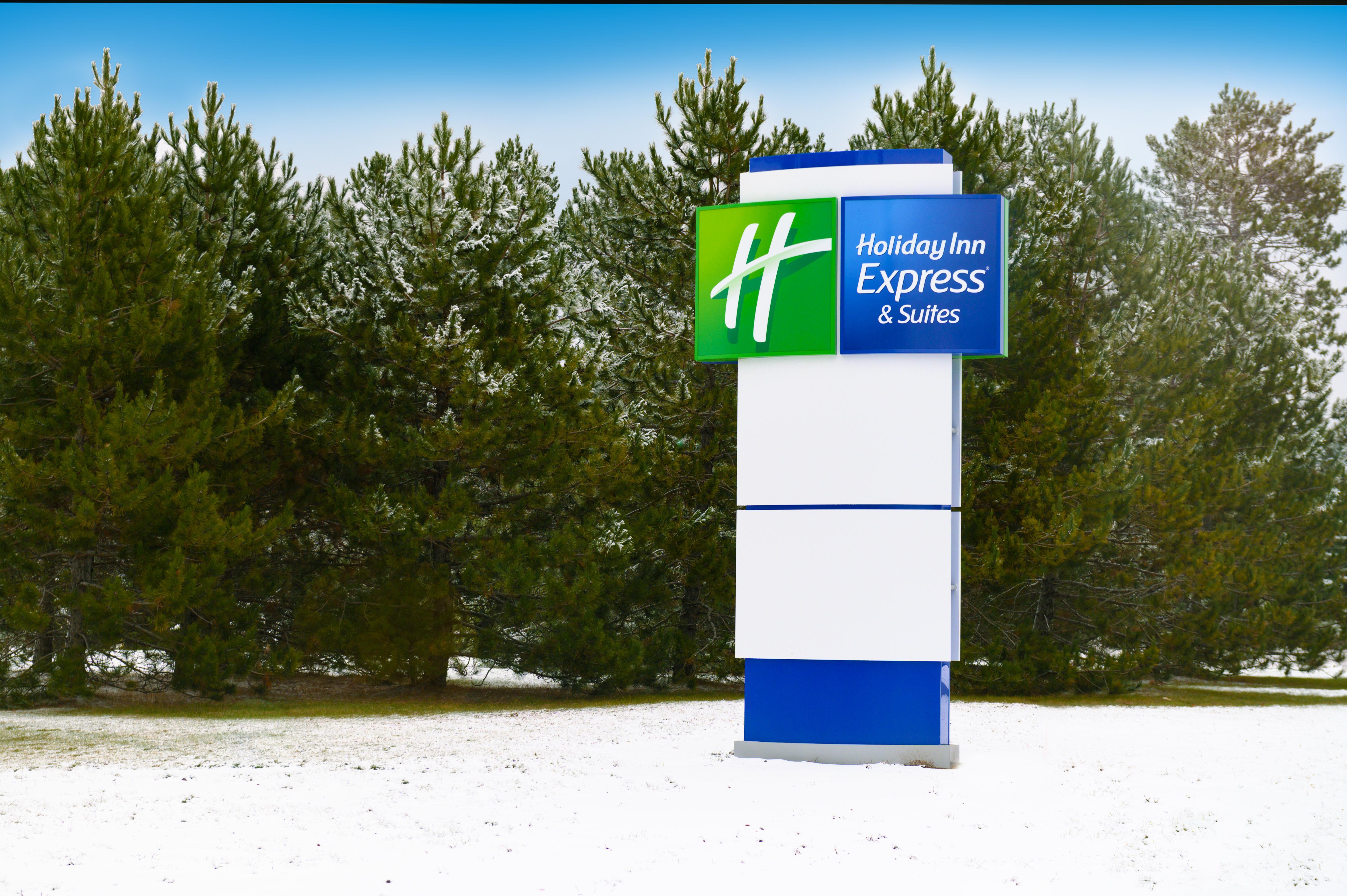 Holiday Inn Express & Suites Hayward By Ihg Extérieur photo