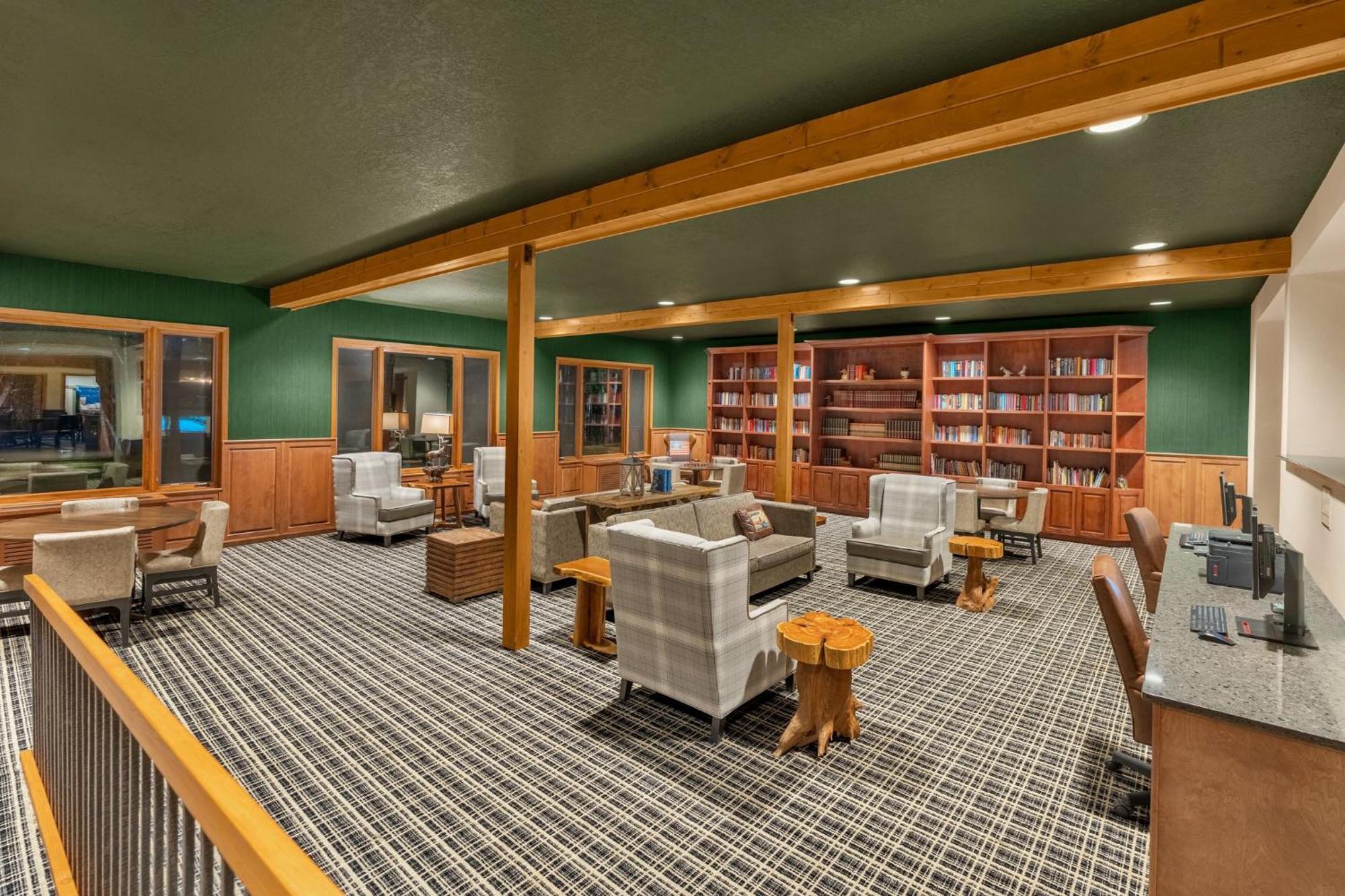Holiday Inn Express & Suites Hayward By Ihg Extérieur photo