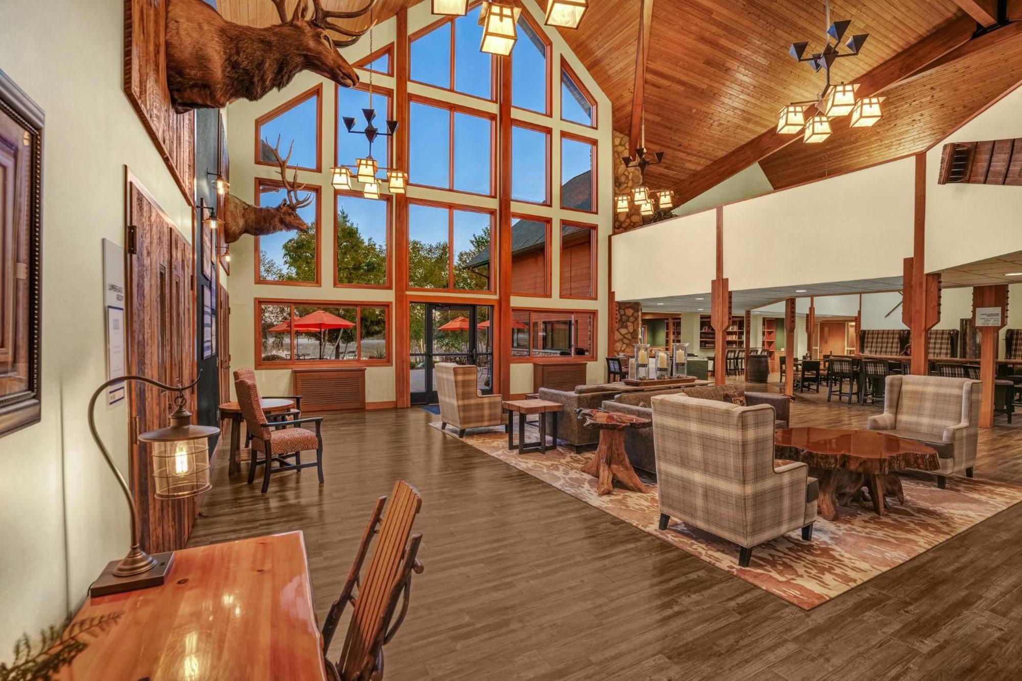 Holiday Inn Express & Suites Hayward By Ihg Extérieur photo